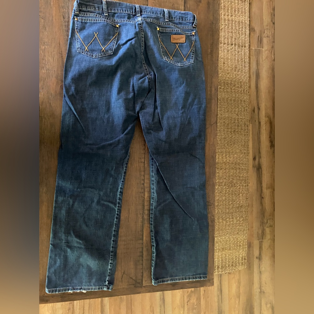 Wrangler Retro Jeans Men’s size 38x36